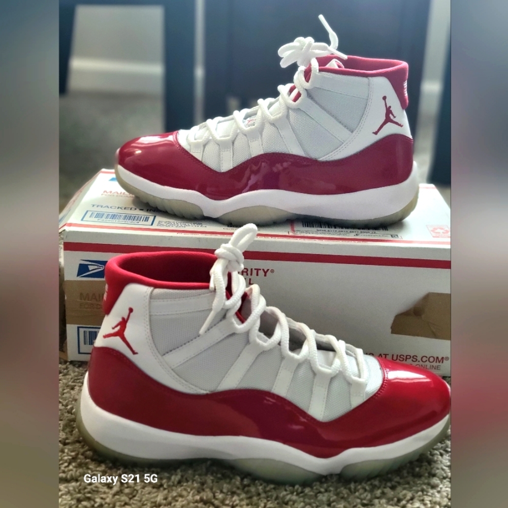 Jordan 11 Retro 'Cherry'